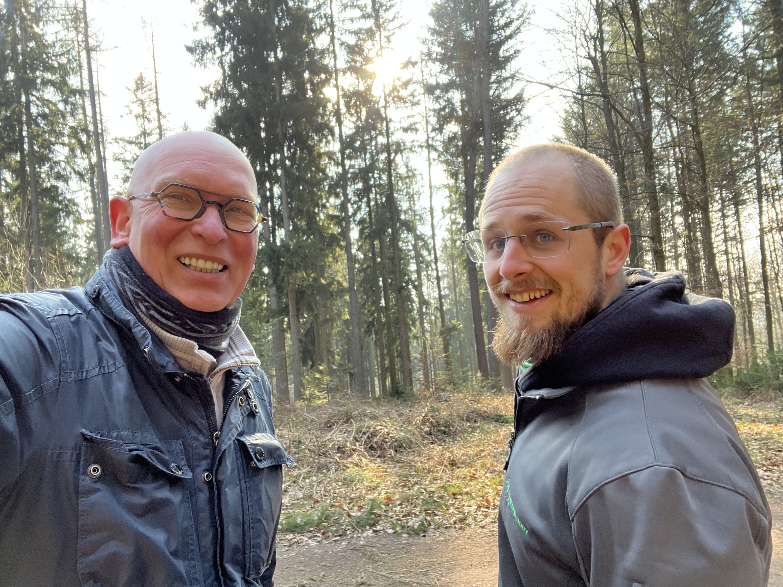 Raus in den Wald, Auszeit gönnen – Premiere: „RAUSZEIT“ vom 20. bis 22. Mai 2022